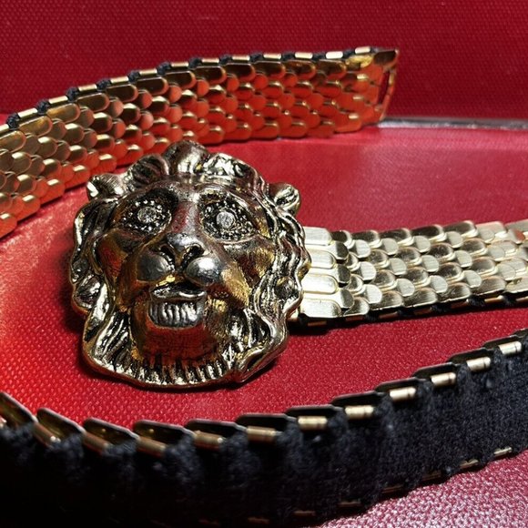 Signed STANGER NY Dramatic Gold Lion Rhinestone Gold Belt 26” Stretches To 45” - Picture 1 of 4